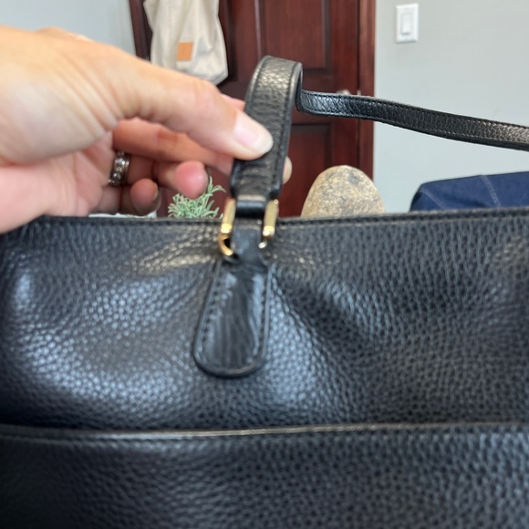 Gucci Black Leather Shoulder Bag - Picture 9 of 15